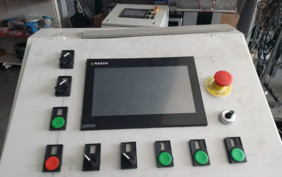 HMI dokunmatik ekranlı operatör kumanda masası